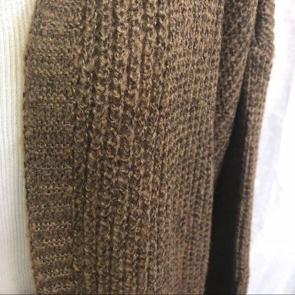 Hooded Knee Length Cardigan - Picture 5 of 7